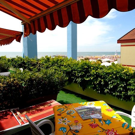 Hotel Righetto Fronte Mare คาวัลลิโน-เตรปอร์ติ ภายนอก รูปภาพ