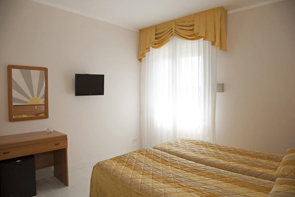 Hotel Righetto Fronte Mare คาวัลลิโน-เตรปอร์ติ ภายนอก รูปภาพ