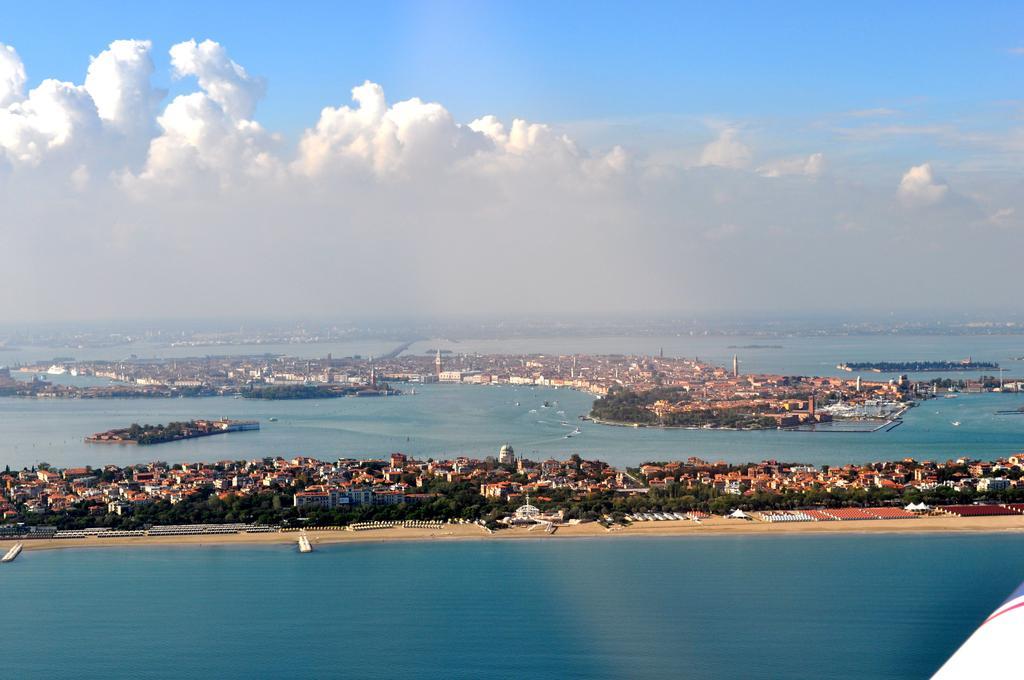 Hotel Righetto Fronte Mare คาวัลลิโน-เตรปอร์ติ ภายนอก รูปภาพ