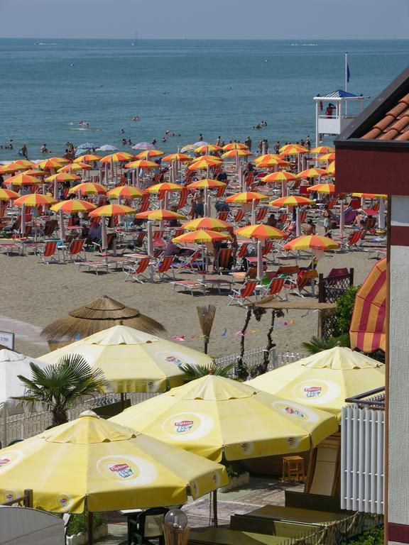 Hotel Righetto Fronte Mare คาวัลลิโน-เตรปอร์ติ ภายนอก รูปภาพ