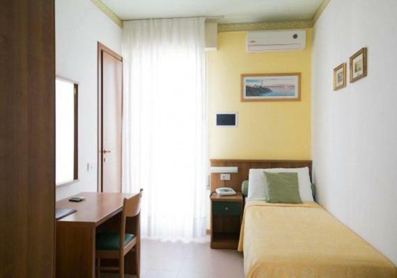 Hotel Righetto Fronte Mare คาวัลลิโน-เตรปอร์ติ ภายนอก รูปภาพ